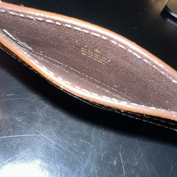 Gucci x Disney Mickey Mouse Brown Leather Card Sleeve - Picture 3 of 4